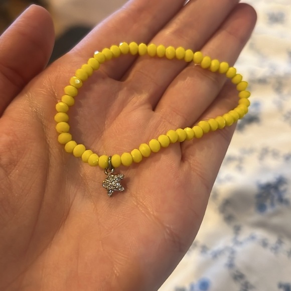 Set of 4 Vibrant Beaded Bracelets - Picture 3 of 5